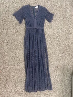 Socialite Lace Maxi Dress with V-Neck